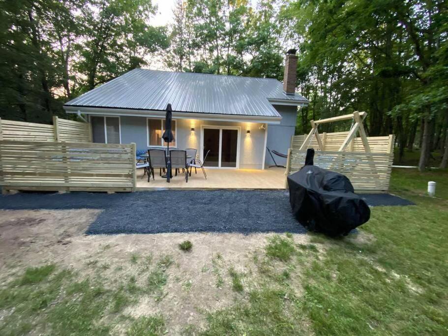 Modern Home Near Lake W Hottub, Game Room, Fireplace Albrightsville Bagian luar foto