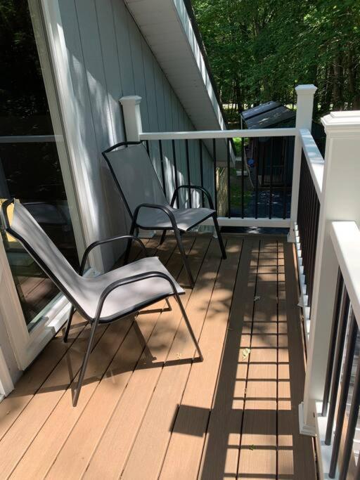 Modern Home Near Lake W Hottub, Game Room, Fireplace Albrightsville Bagian luar foto